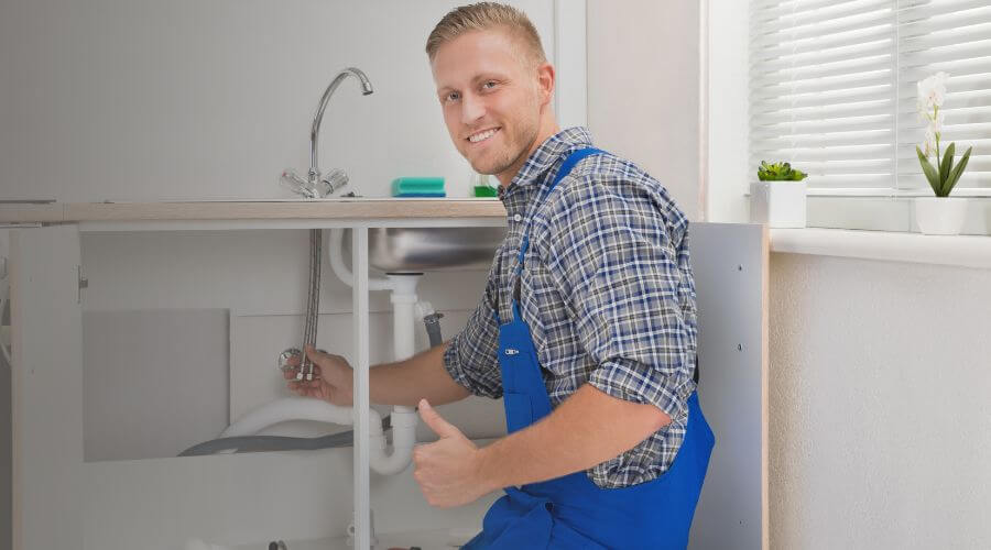 Nighttime Plumber in Aurora, CO